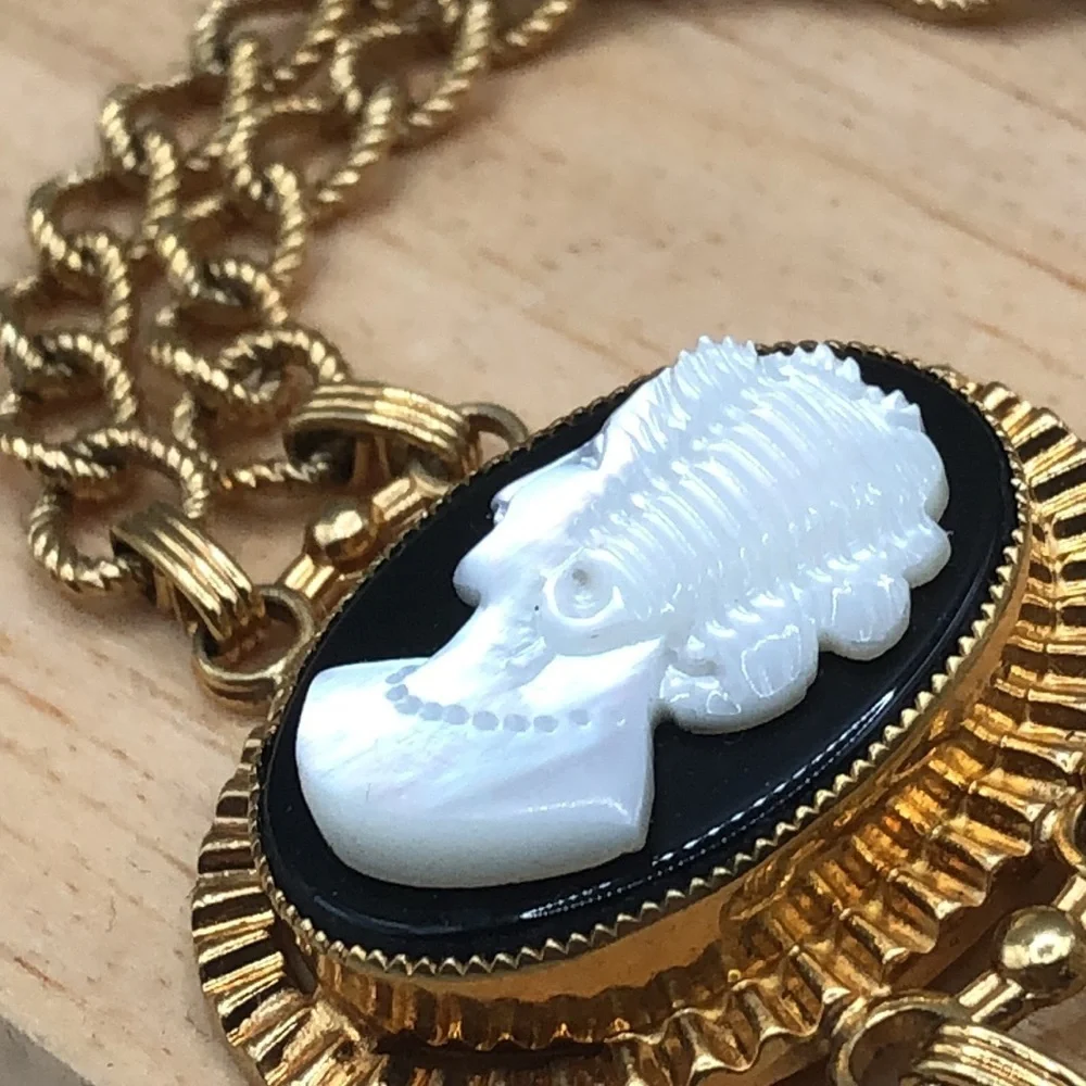 Vintage 12k Gold Filled GF Victorian Lady Cameo Chain Bracelet Makers Mark
